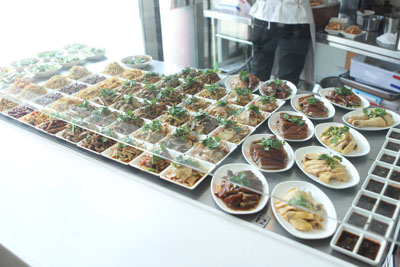 萬康餐飲是如何做到團(tuán)體餐飲保質(zhì)保優(yōu)呢