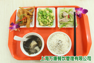 食堂托管15元餐費(fèi)標(biāo)準(zhǔn)