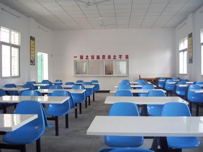 食堂標準化之后，在吃上更放心了