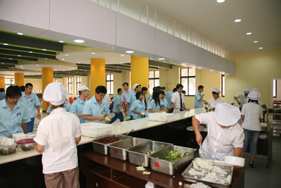 順城投6萬多打造環(huán)衛(wèi)工食堂